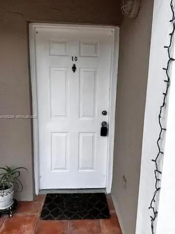 9189 Fontainebleau Boulevard Miami FL 33172