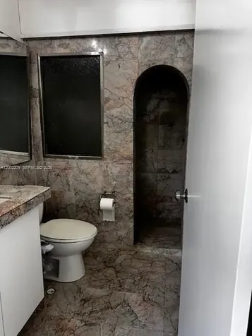 9189 Fontainebleau Boulevard Miami FL 33172