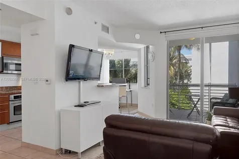110 Washington Avenue Miami Beach FL 33139
