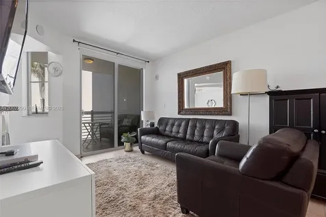 110 Washington Avenue Miami Beach FL 33139