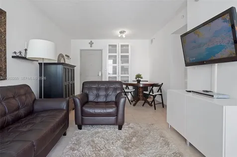 110 Washington Avenue Miami Beach FL 33139