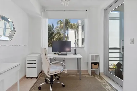 110 Washington Avenue Miami Beach FL 33139