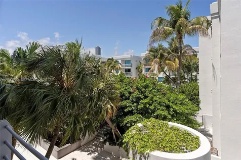110 Washington Avenue Miami Beach FL 33139