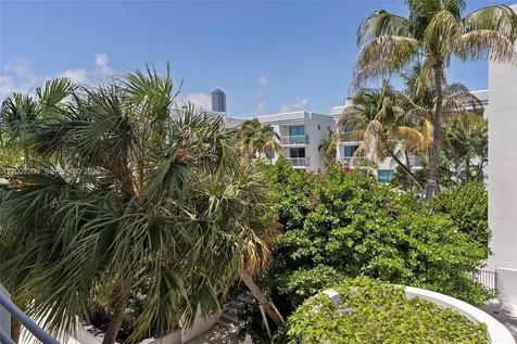 110 Washington Avenue Miami Beach FL 33139