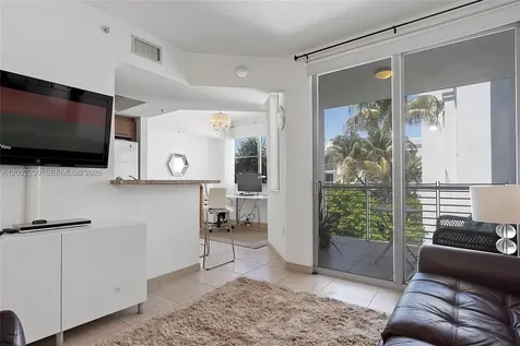 110 Washington Avenue Miami Beach FL 33139
