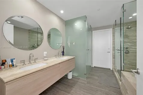 2900 NE 7th Avenue Miami FL 33137