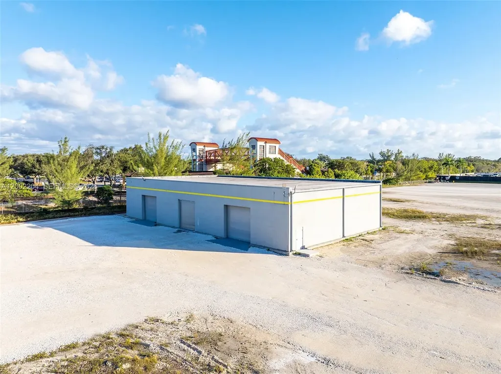 3080 Sheridan Street Warehouse + Office Hollywood FL 33020