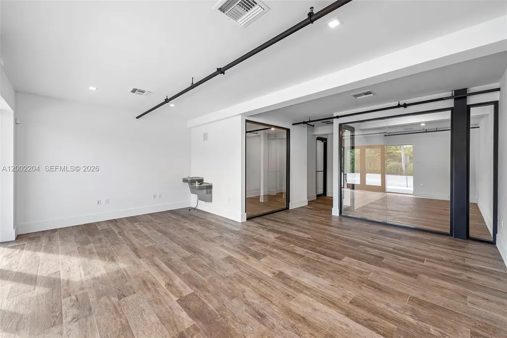 3080 Sheridan Street Warehouse + Office Hollywood FL 33020
