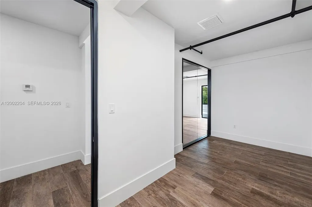 3080 Sheridan Street Warehouse + Office Hollywood FL 33020