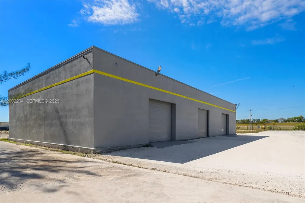 3080 Sheridan Street Warehouse + Office Hollywood FL 33020