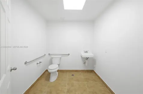 3080 Sheridan Street Warehouse + Office Hollywood FL 33020