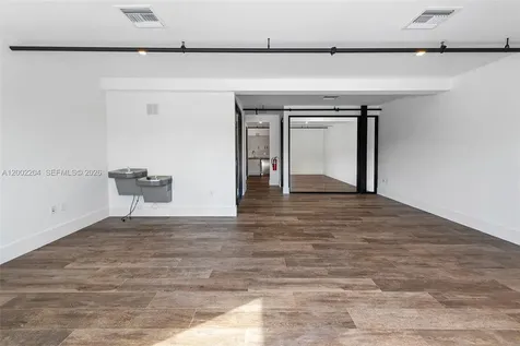 3080 Sheridan Street Warehouse + Office Hollywood FL 33020