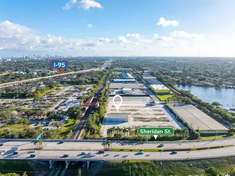 3080 Sheridan Street Warehouse + Office Hollywood FL 33020