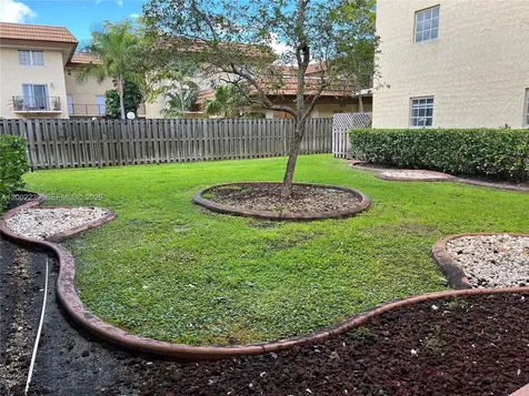 8650 SW 109th Avenue Miami FL 33173
