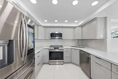 16546 NE 26th Avenue North Miami Beach FL 33160