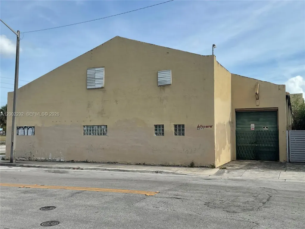 2428 NW 7th Avenue Miami FL 33127