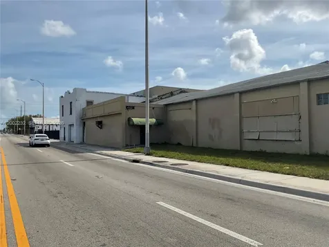 2428 NW 7th Avenue Miami FL 33127