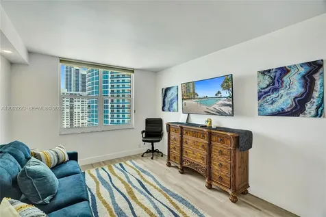 2501 S Ocean Drive Hollywood FL 33019