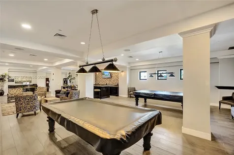 2501 S Ocean Drive Hollywood FL 33019