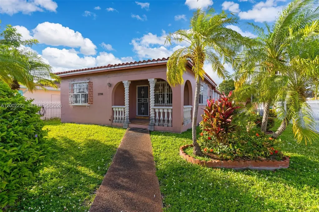 3194 SW 6th Street Miami FL 33135