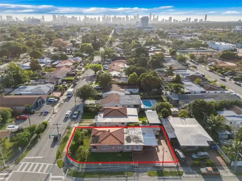 3194 SW 6th Street Miami FL 33135