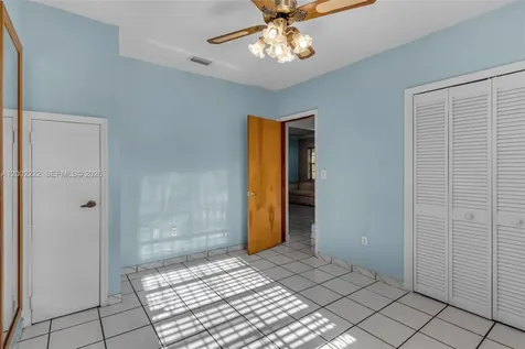 3194 SW 6th Street Miami FL 33135