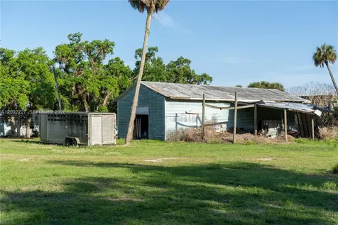 1095 N State Road 29 La Belle FL 33935