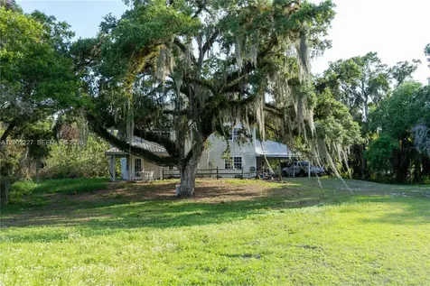 1095 N State Road 29 La Belle FL 33935