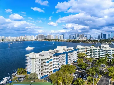 16546 NE 26th Avenue North Miami Beach FL 33160