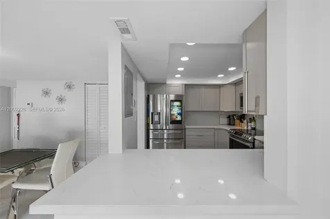 16546 NE 26th Avenue North Miami Beach FL 33160