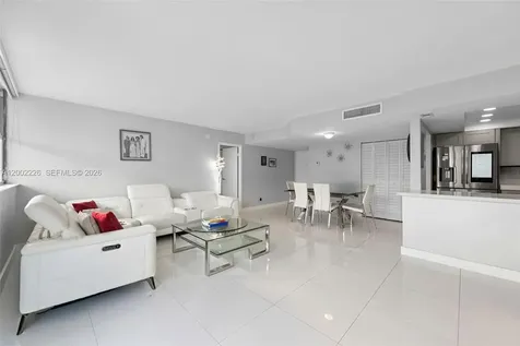 16546 NE 26th Avenue North Miami Beach FL 33160
