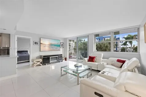 16546 NE 26th Avenue North Miami Beach FL 33160