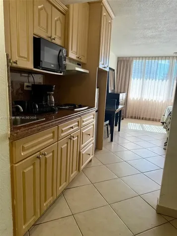 19201 Collins Avenue Sunny Isles Beach FL 33160
