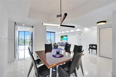 20281 E Country Club Drive Aventura FL 33180