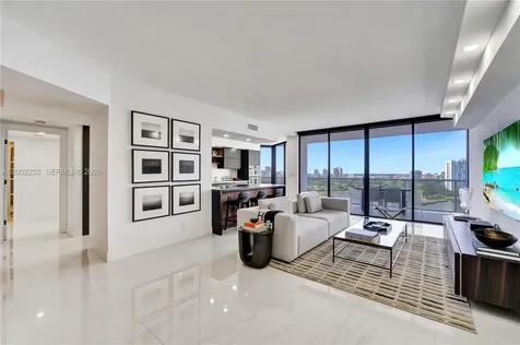 20281 E Country Club Drive Aventura FL 33180