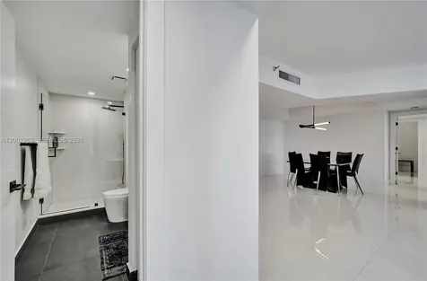 20281 E Country Club Drive Aventura FL 33180