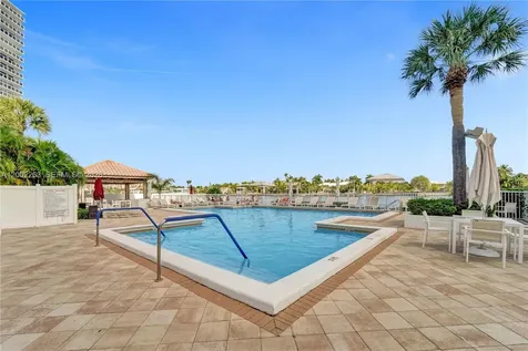 20281 E Country Club Drive Aventura FL 33180