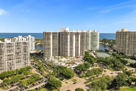 20281 E Country Club Drive Aventura FL 33180