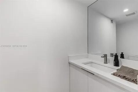 1915 Brickell Avenue Miami FL 33129