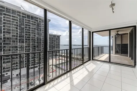 1915 Brickell Avenue Miami FL 33129
