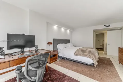 1915 Brickell Avenue Miami FL 33129