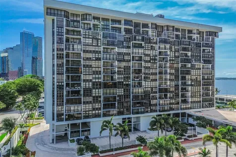 1915 Brickell Avenue Miami FL 33129