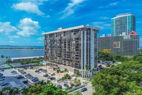 1915 Brickell Avenue Miami FL 33129