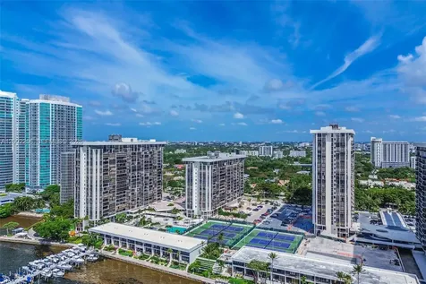 1915 Brickell Avenue Miami FL 33129