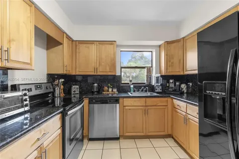 16175 Golf Club Road Weston FL 33326