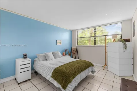 16175 Golf Club Road Weston FL 33326