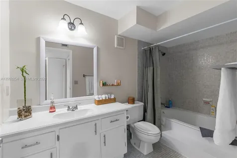16175 Golf Club Road Weston FL 33326