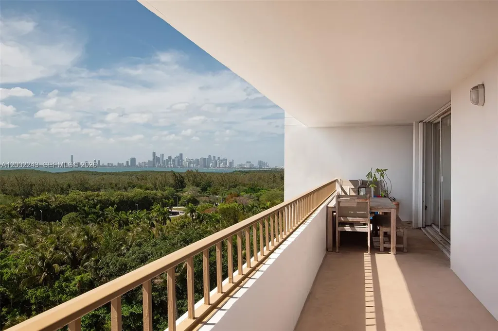 155 Ocean Lane Drive Key Biscayne FL 33149