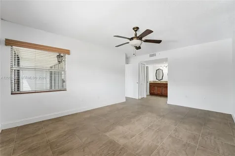700 SW 137th Avenue Pembroke Pines FL 33027