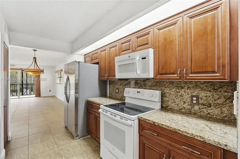 700 SW 137th Avenue Pembroke Pines FL 33027